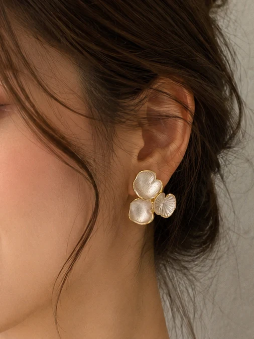 Shell Earrings